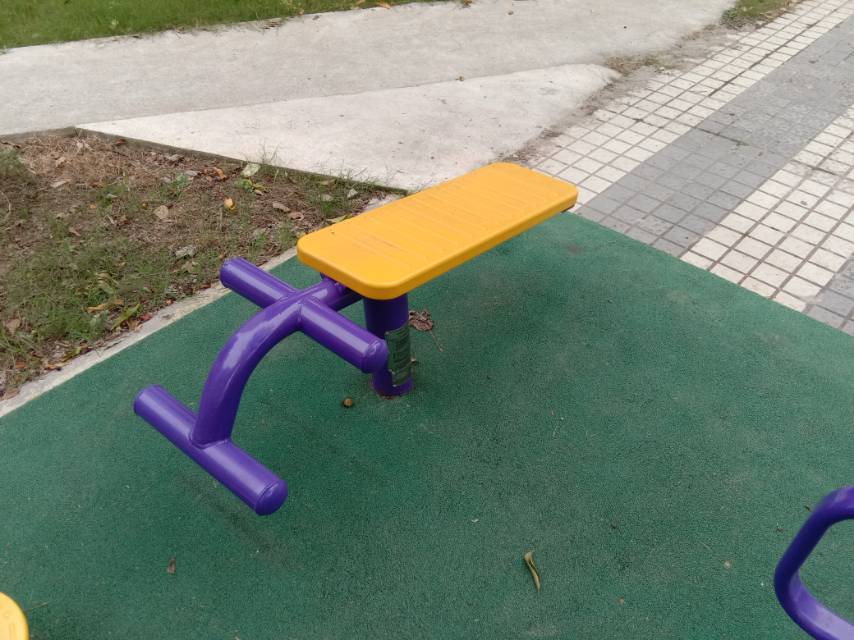 单人腹肌架