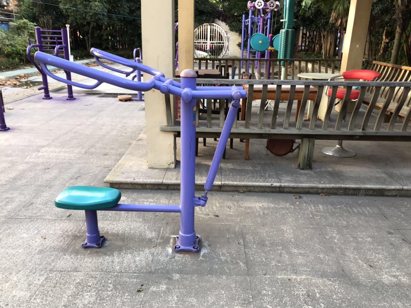 上肢锻炼器