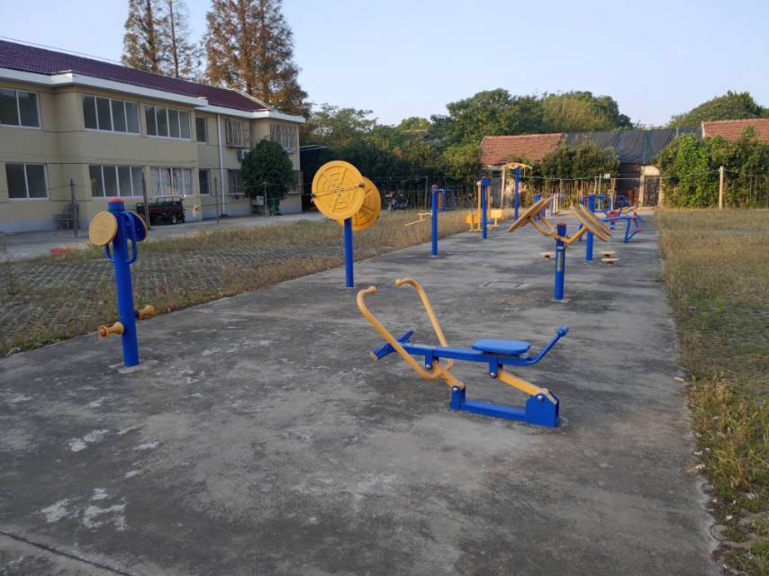 长征旋具厂生活区健身点