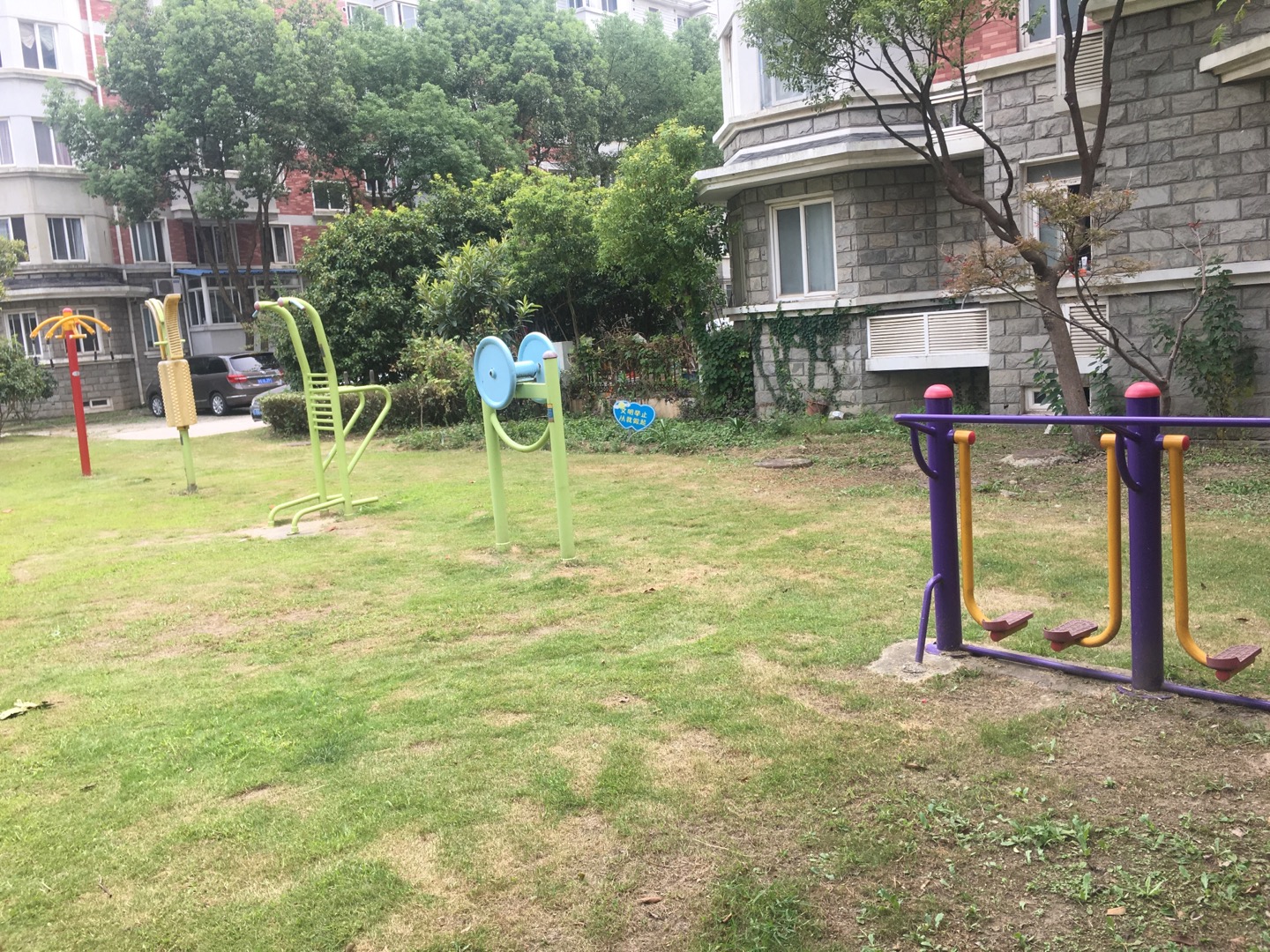 国亭三村益智健身点