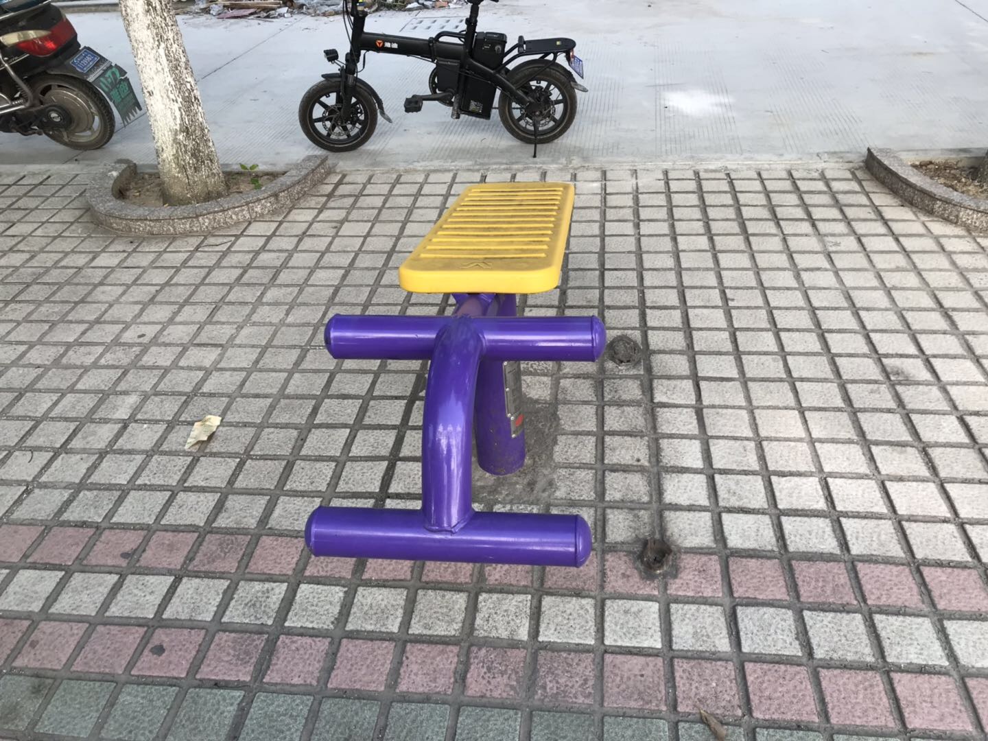 单人腹肌架