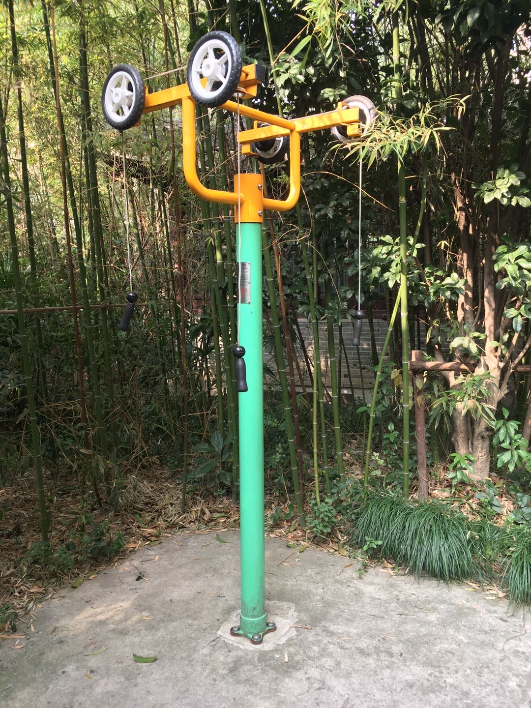 上肢牵引器