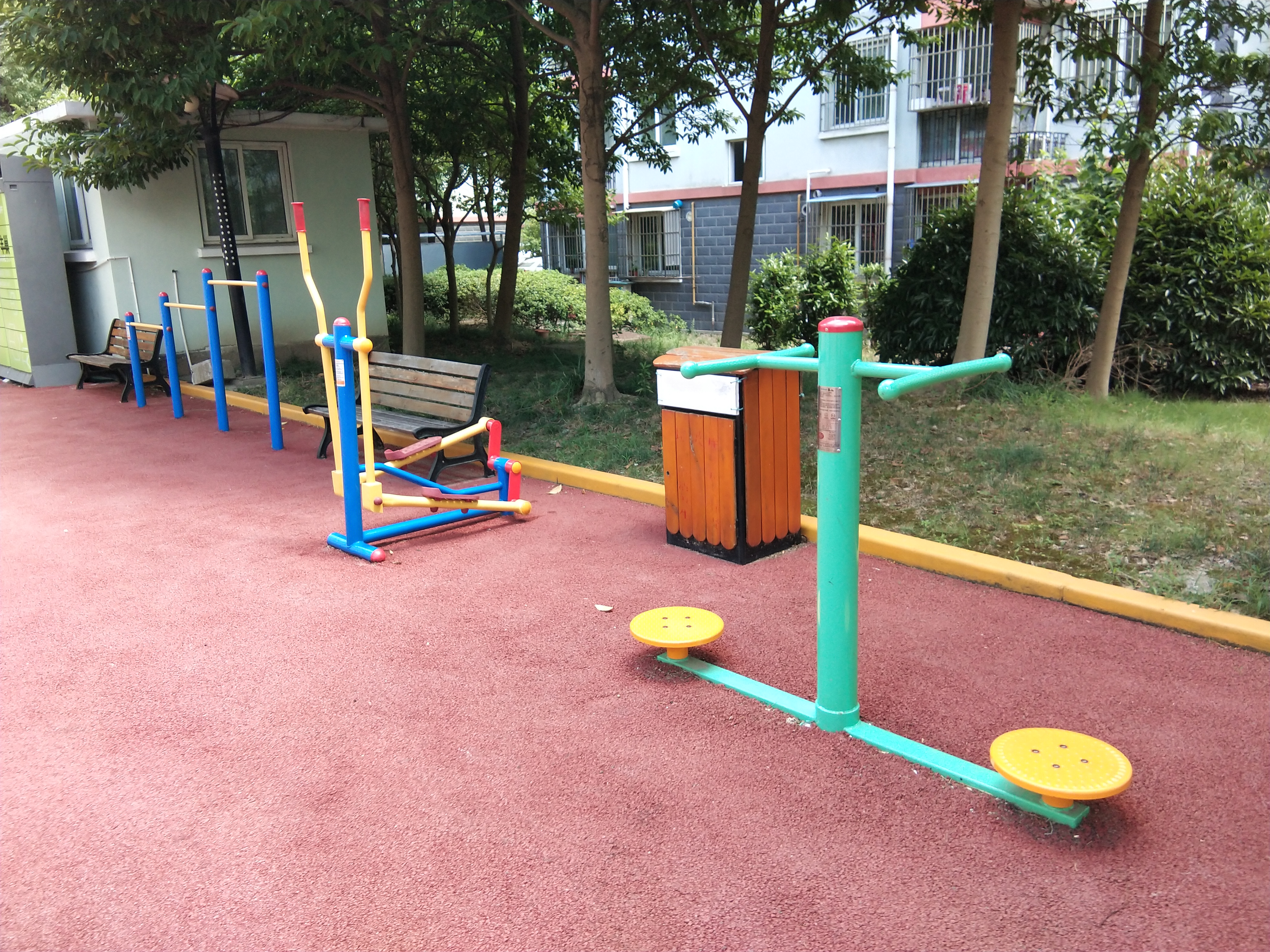 杨家庄四桠车健身点