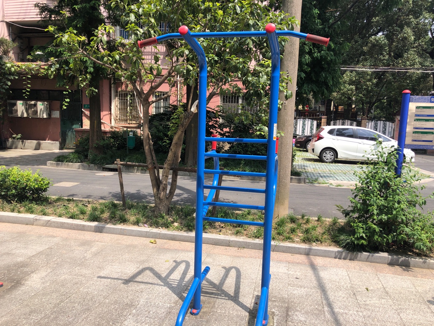 多功能锻炼器
