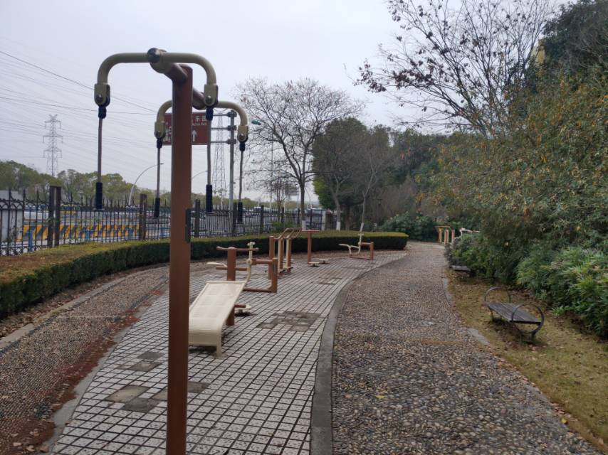 体育公园居委健身苑点1