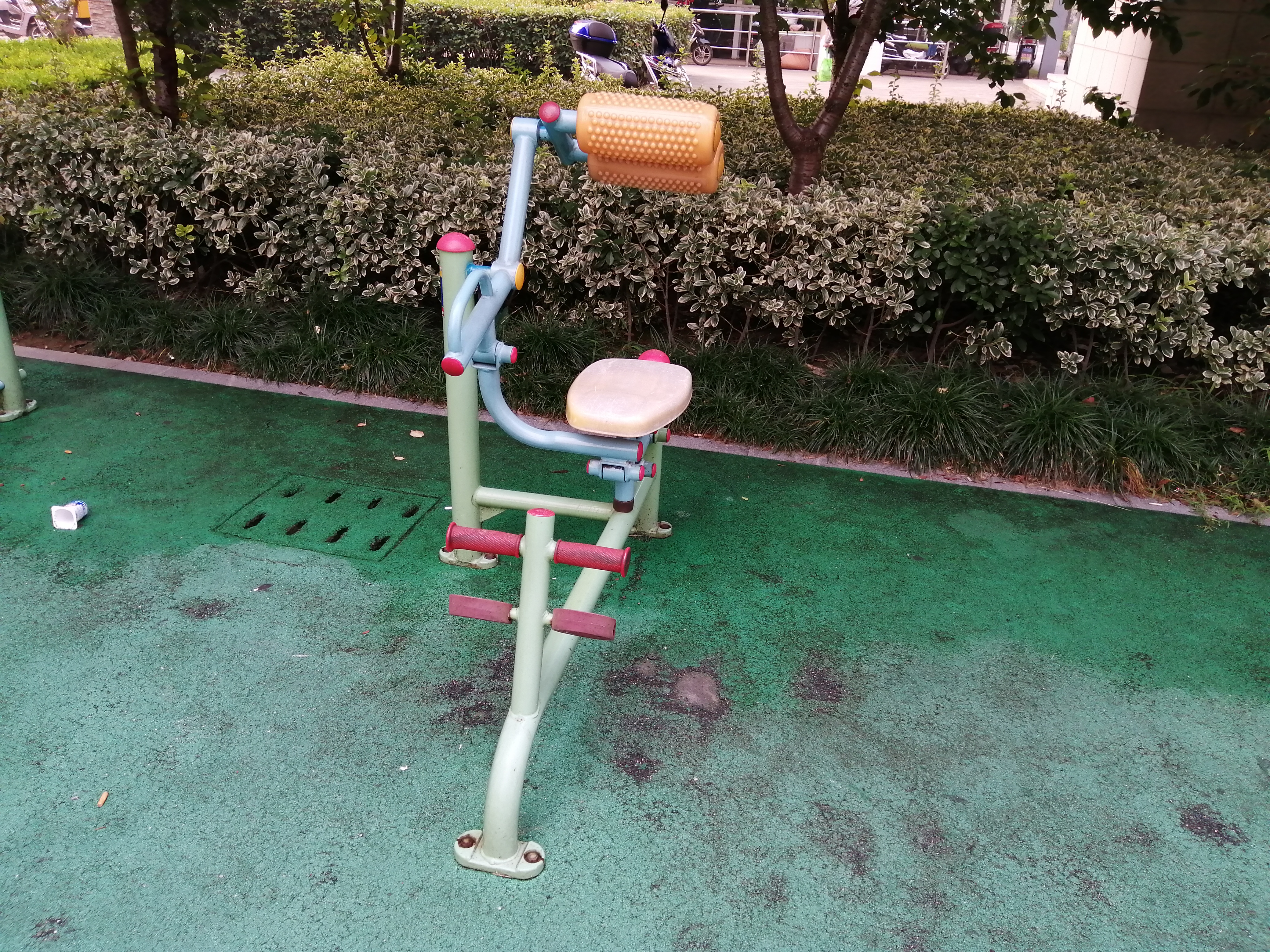 腹背锻炼器