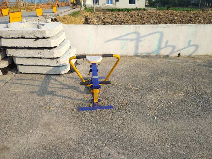 划船器