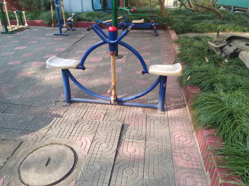 下肢康复器