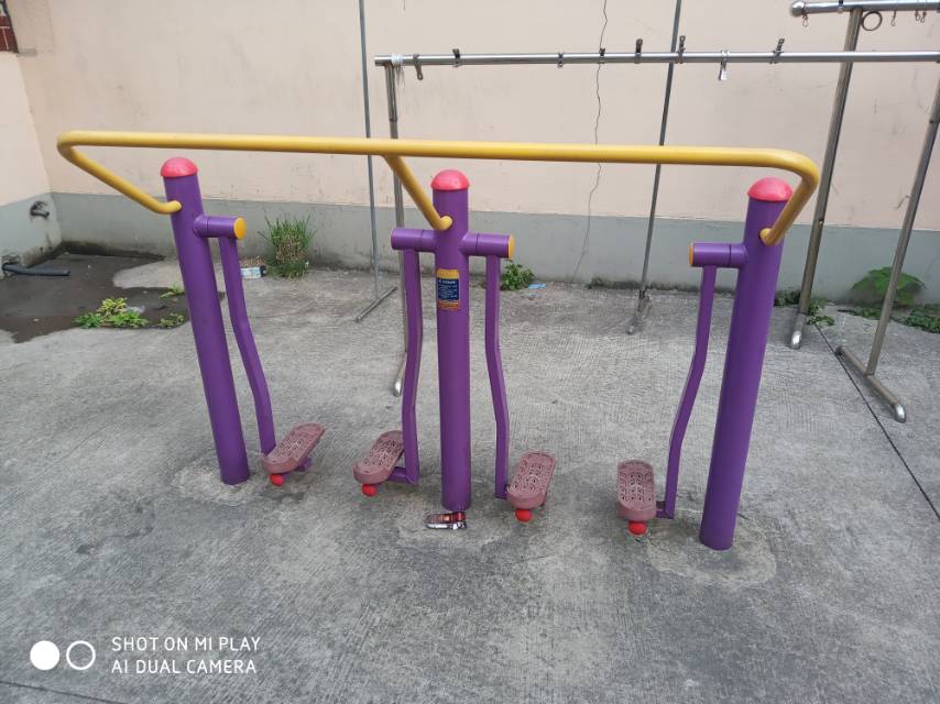 太空漫步器