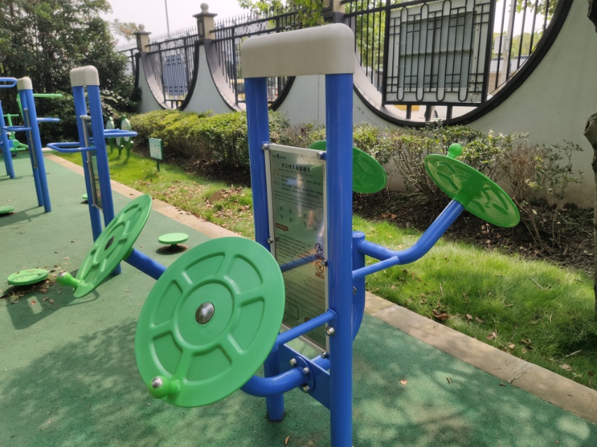 双立柱太极揉推器