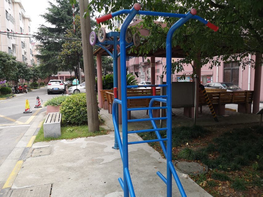 多功能锻炼器