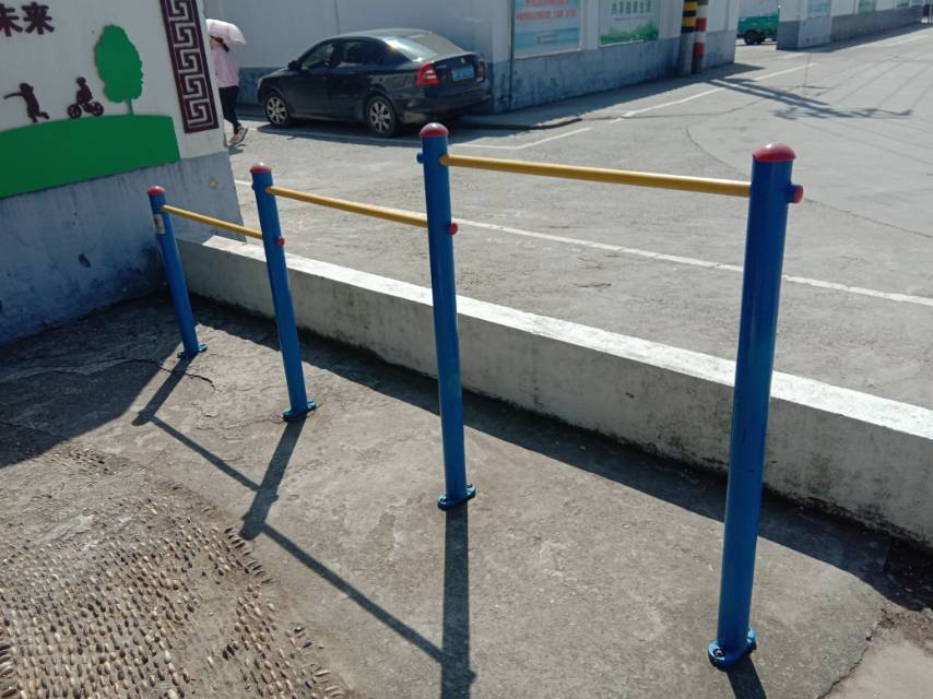 压腿杠