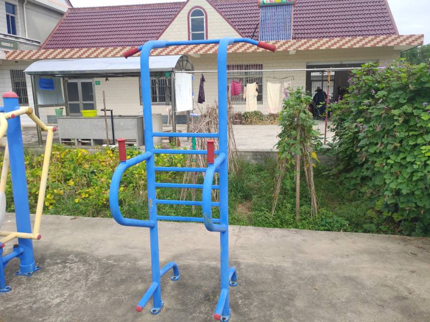 多功能训练器