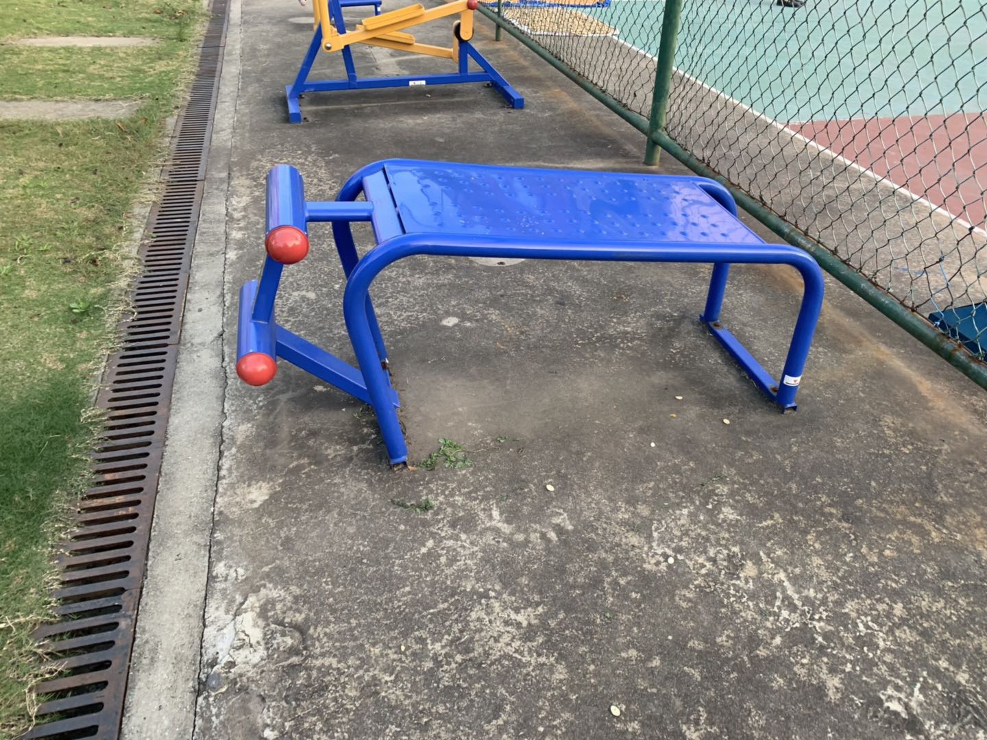 仰卧起坐板