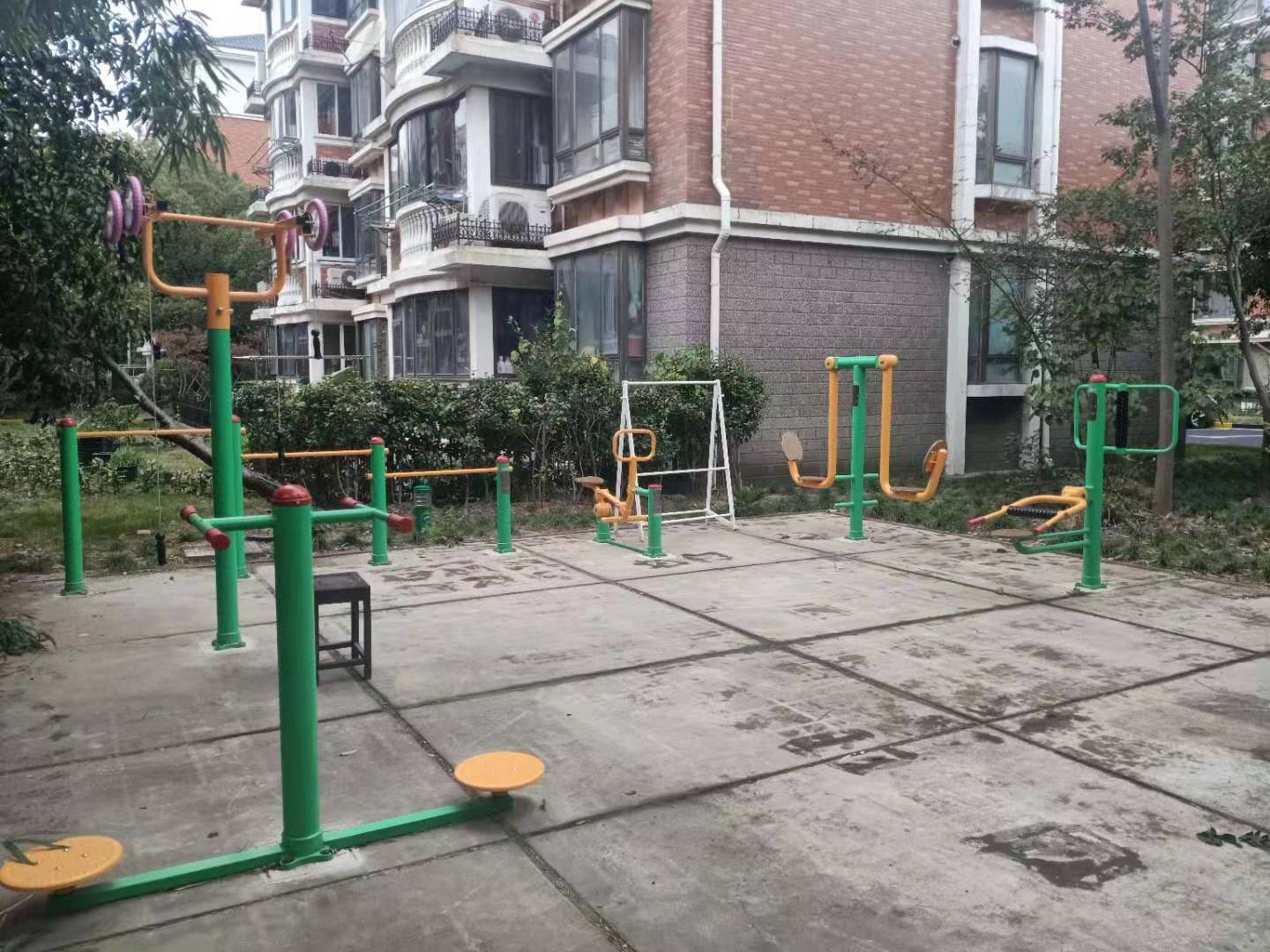 上虹居委三街坊健身点