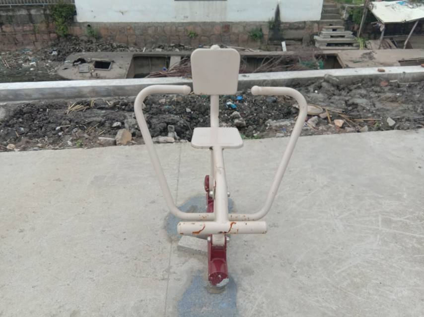 划船器