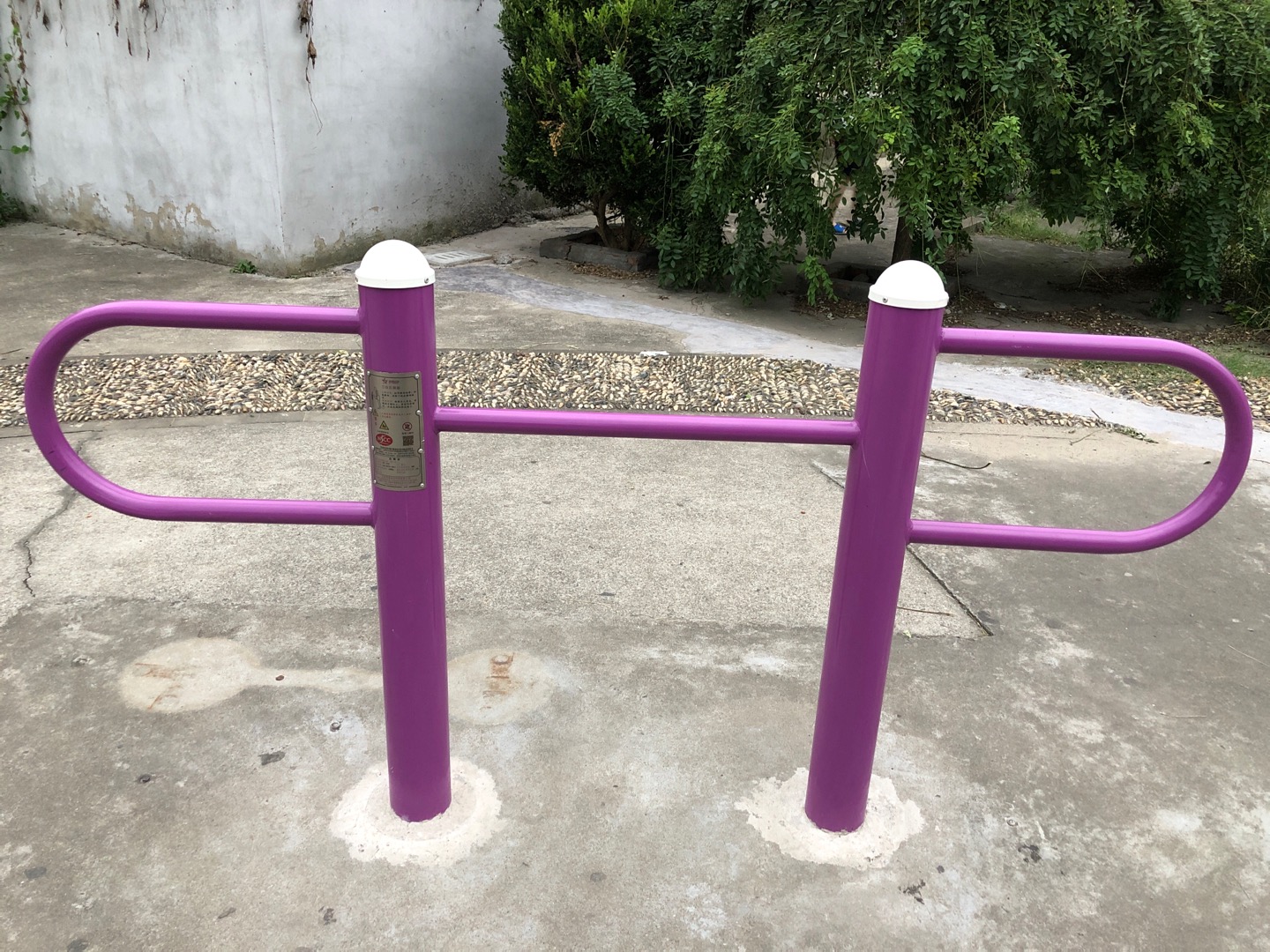 压腿杠