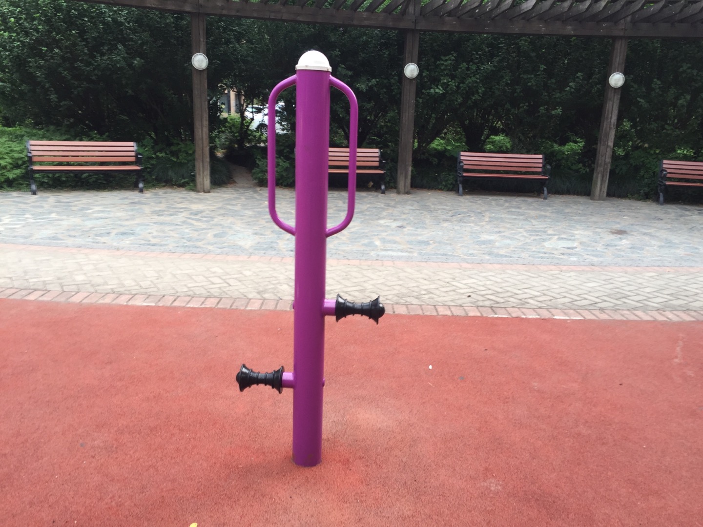 腿部按摩训练器