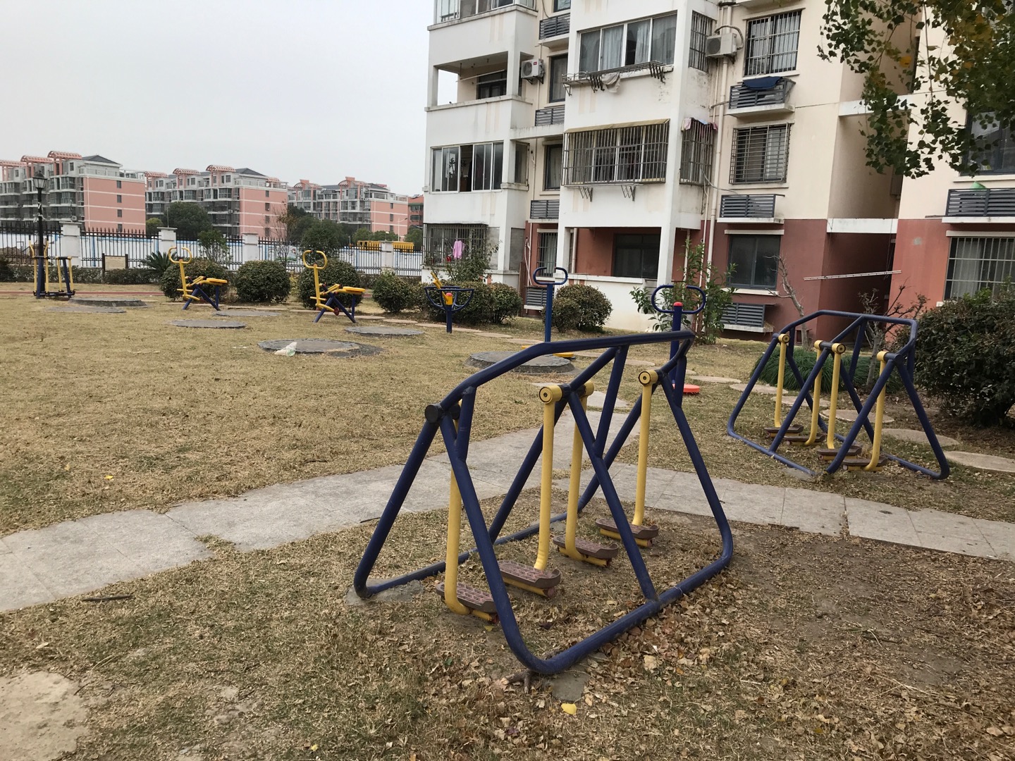潮乐路128弄健身苑点