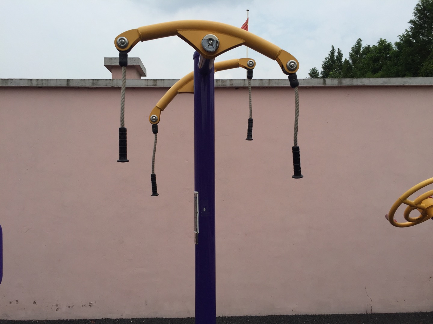 牵引器