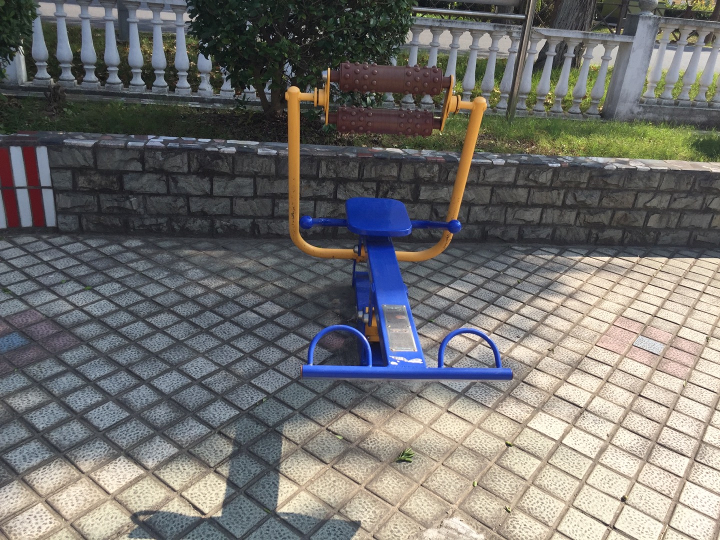 腹背屈伸训练器