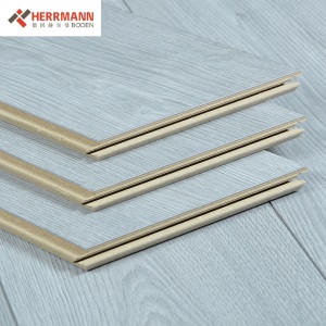 赫尔曼HERRMANN 德国原装进口 欧标E1级 强化复合木地板 金刚面耐磨地暖适用 锁扣无胶拼接