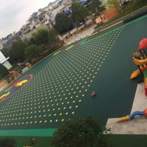 悬浮地板幼儿园小学校室外拼装地板操场体育跑道球场地板防滑地板