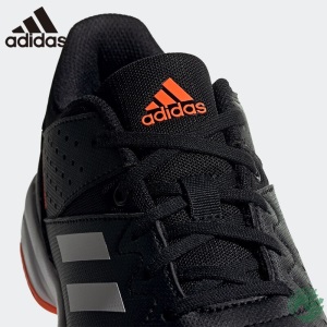 阿迪达斯Adidas儿童羽毛球鞋 童鞋 青少年网羽休闲运动鞋 新款中性学生男女通用防滑减震训练鞋 童鞋F99912