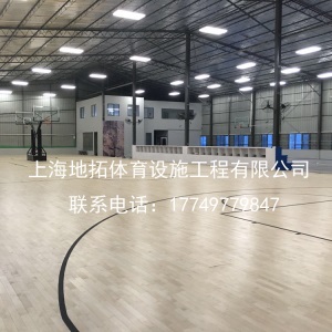 批发经销 室内篮球馆地板安装 体育场木地板施工 包工包料