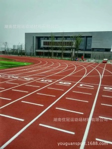 EPDM塑胶跑道材料销售 13mm透气型塑胶跑道施工 全塑型跑道材料