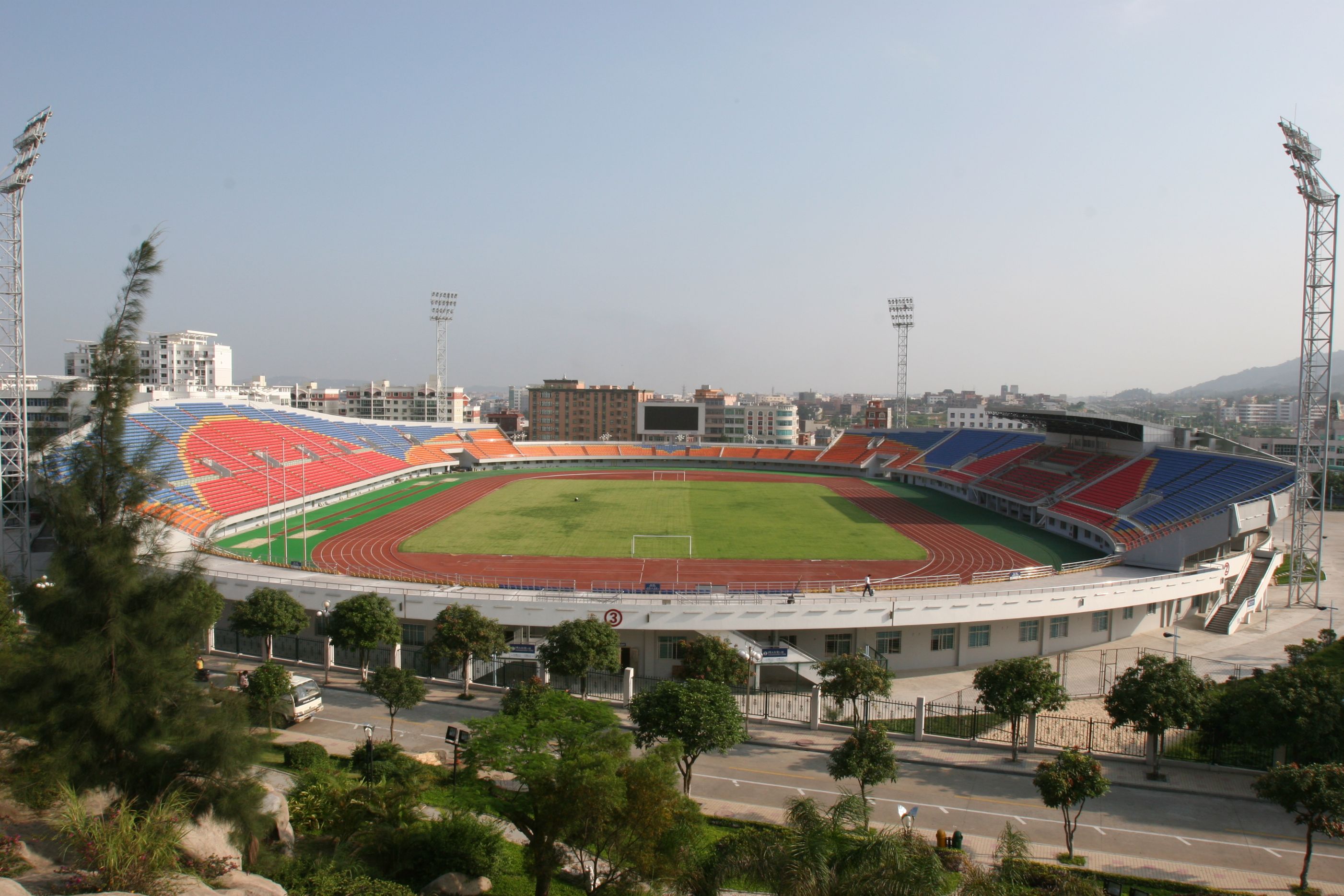 晋江市体育中心体育场